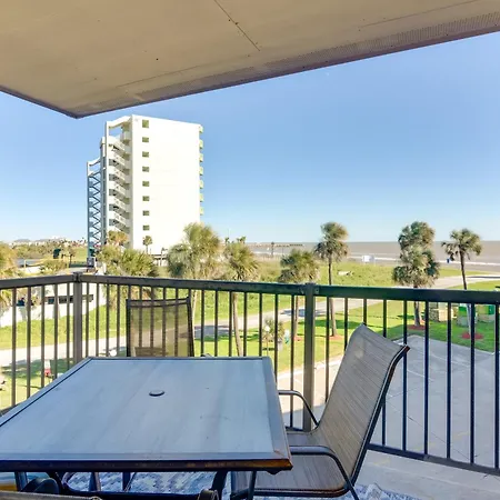 Resort-Style Condo Pools, Walk To Galveston Beach